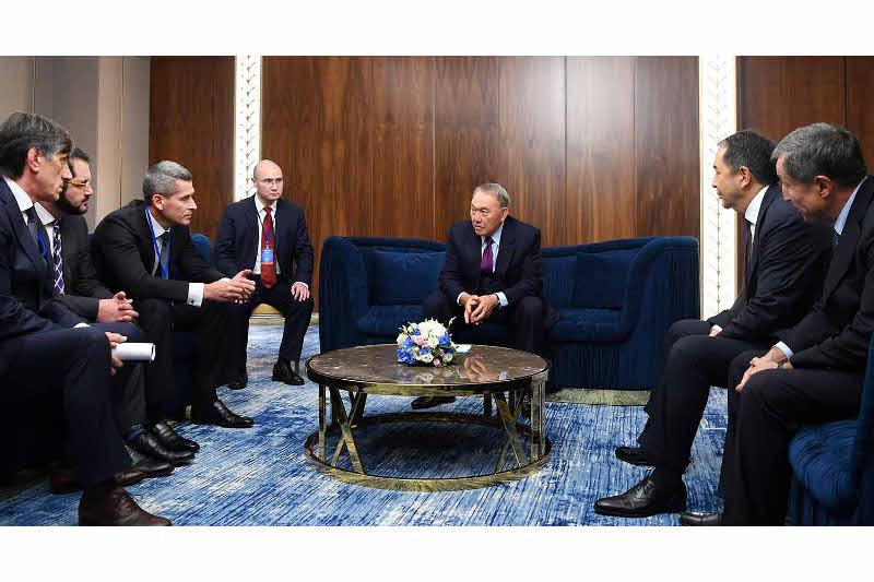 President Nazarbayev met with the top-management of Hyperloop One