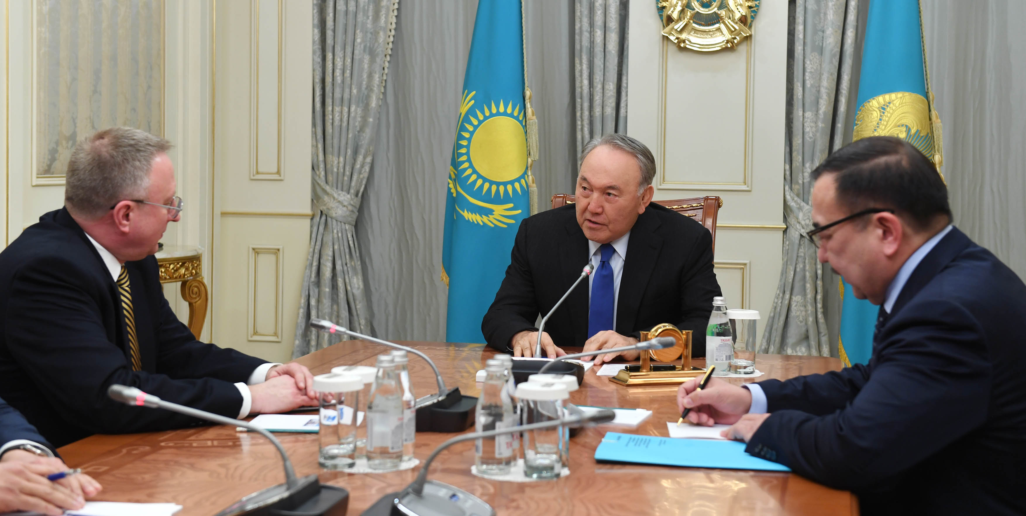 President Nursultan Nazarbayev receives US Ambassador George Krol