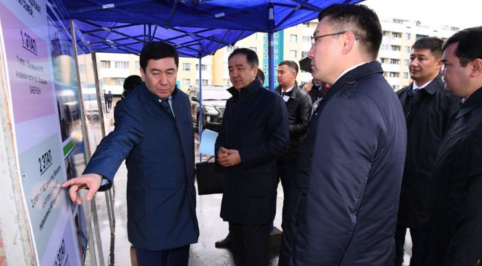 PM gets acquainted with construction of Nurly Meken building estate in Zhezkazgan district