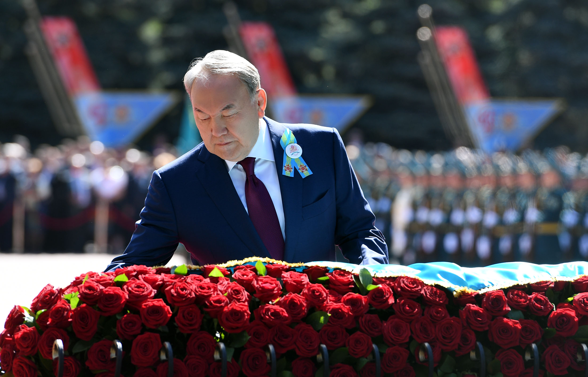 President of Kazakhstan participates in ceremony of laying flowers to Memorial of Glory