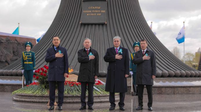 Ceremony of laying flowers to monument Otan Qorgaushylar held in Astana