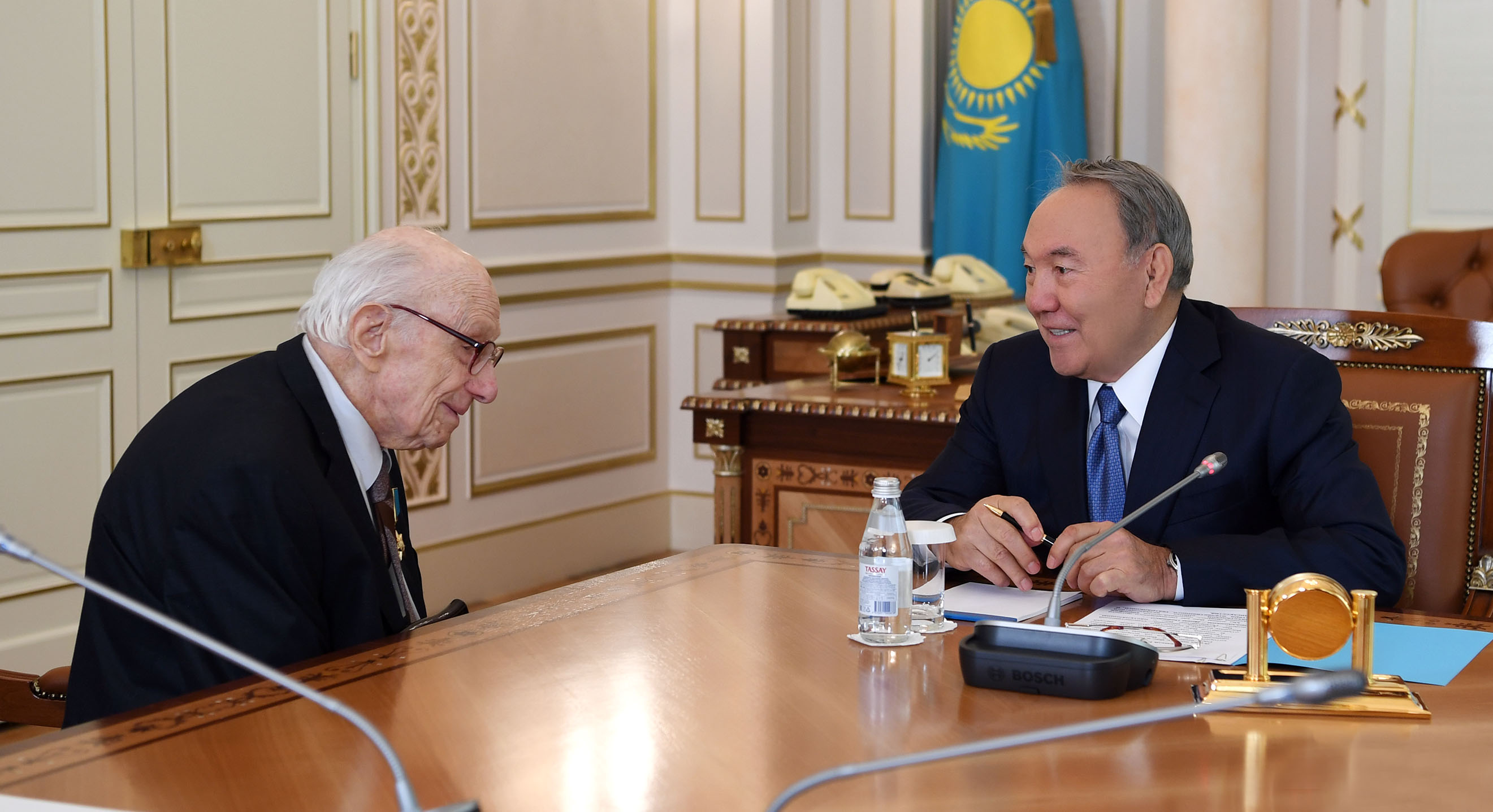 The Head of State holds a meeting with People's Artist of Kazakhstan, Yuri Pomerantsev