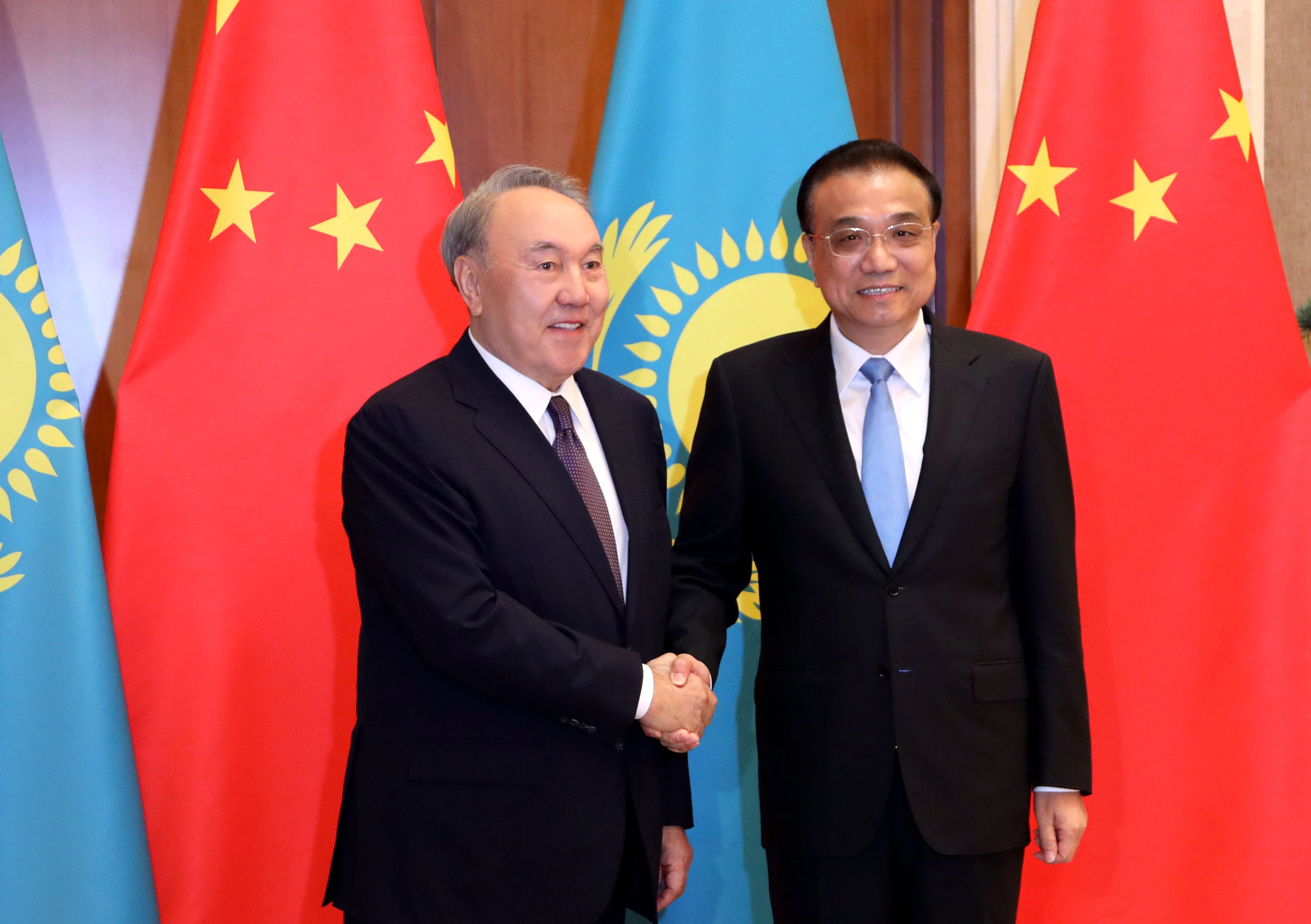 Kazakh President meets with Li Keqiang, Premier of the State Council of the People's Republic of China