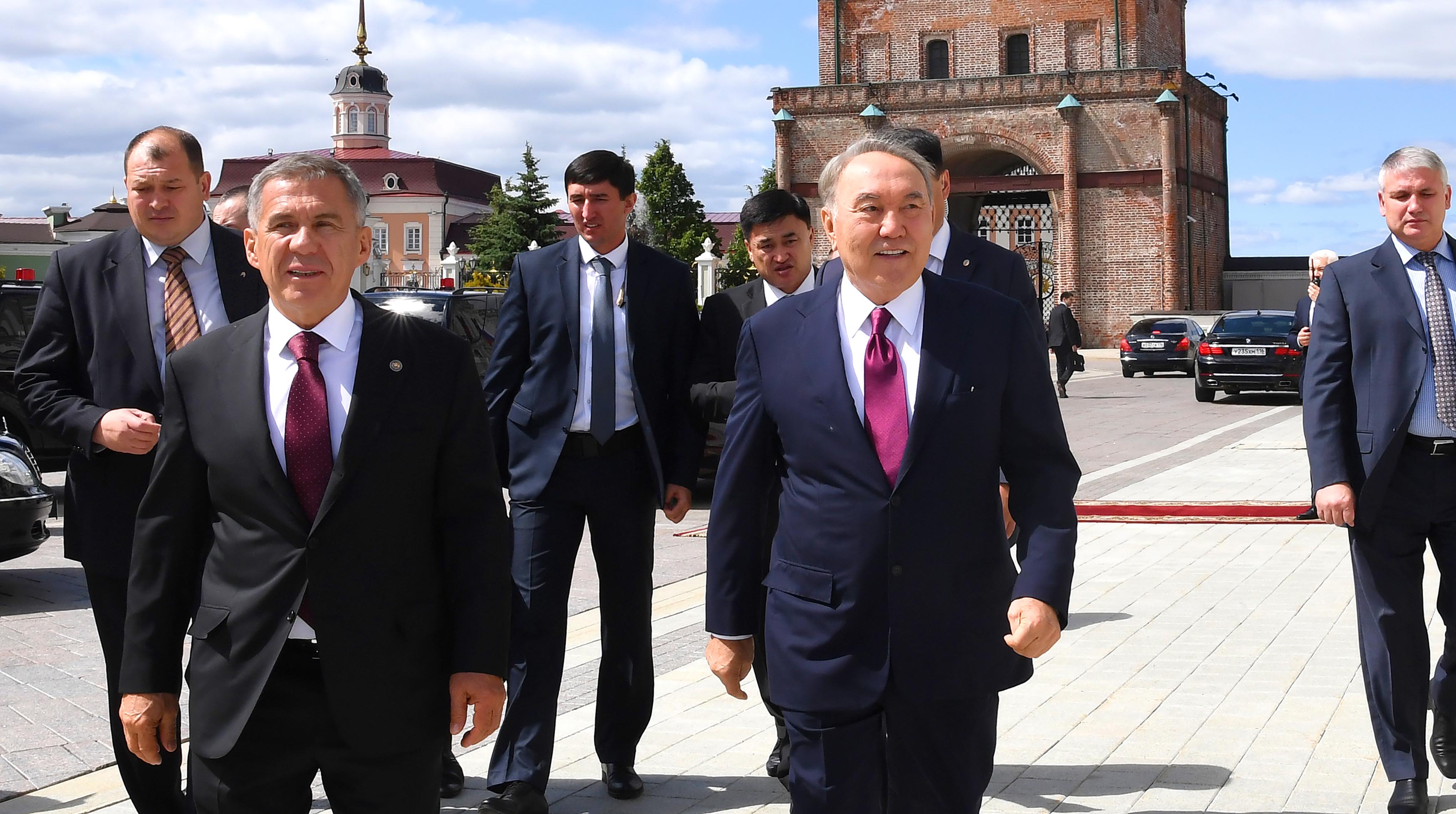 Kazakh President visits the exhibition of manufacturing facilities