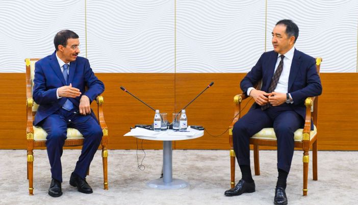Kazakh PM meets with leadership of Islamic Development Bank and Oppenheimer