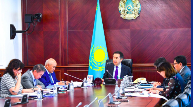 Kazakh PM holds meeting on target indicators of growth in agro-industrial complex, energy, trade and mass entrepreneurship