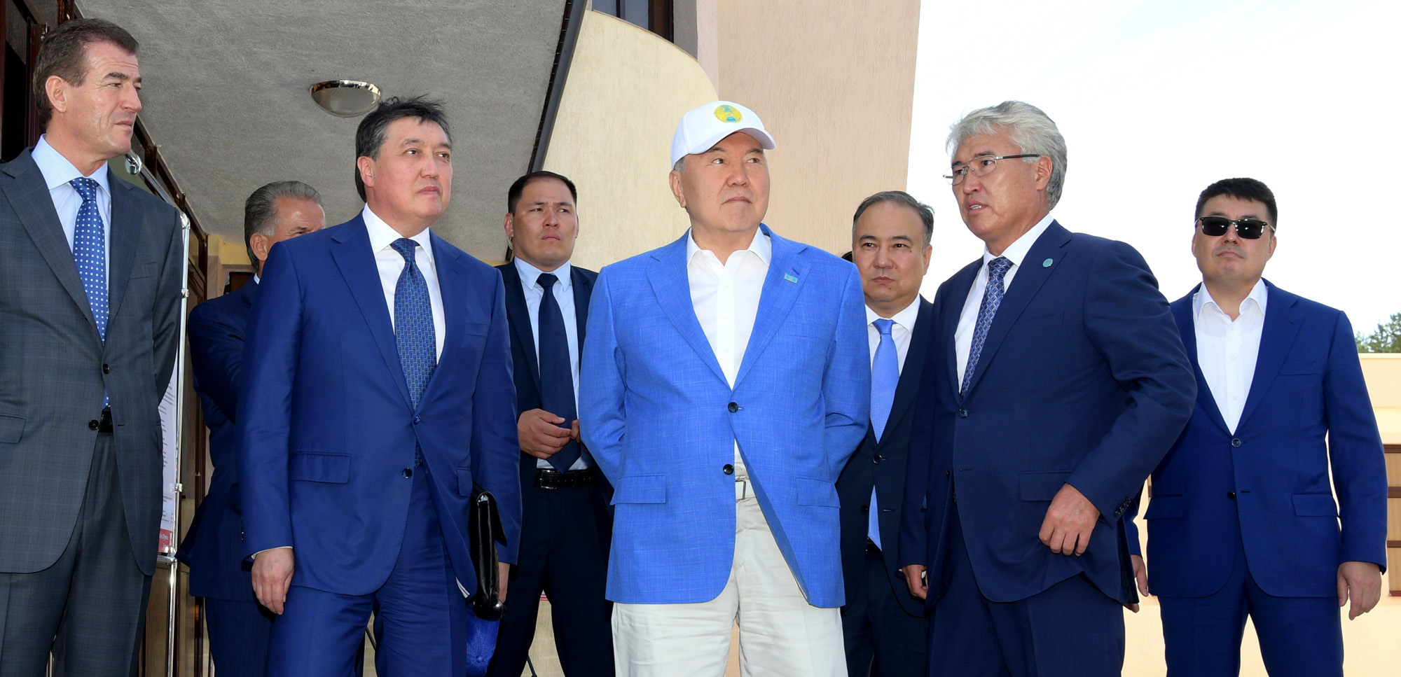 Kazakh President visits to the national skiing base with a ski jump