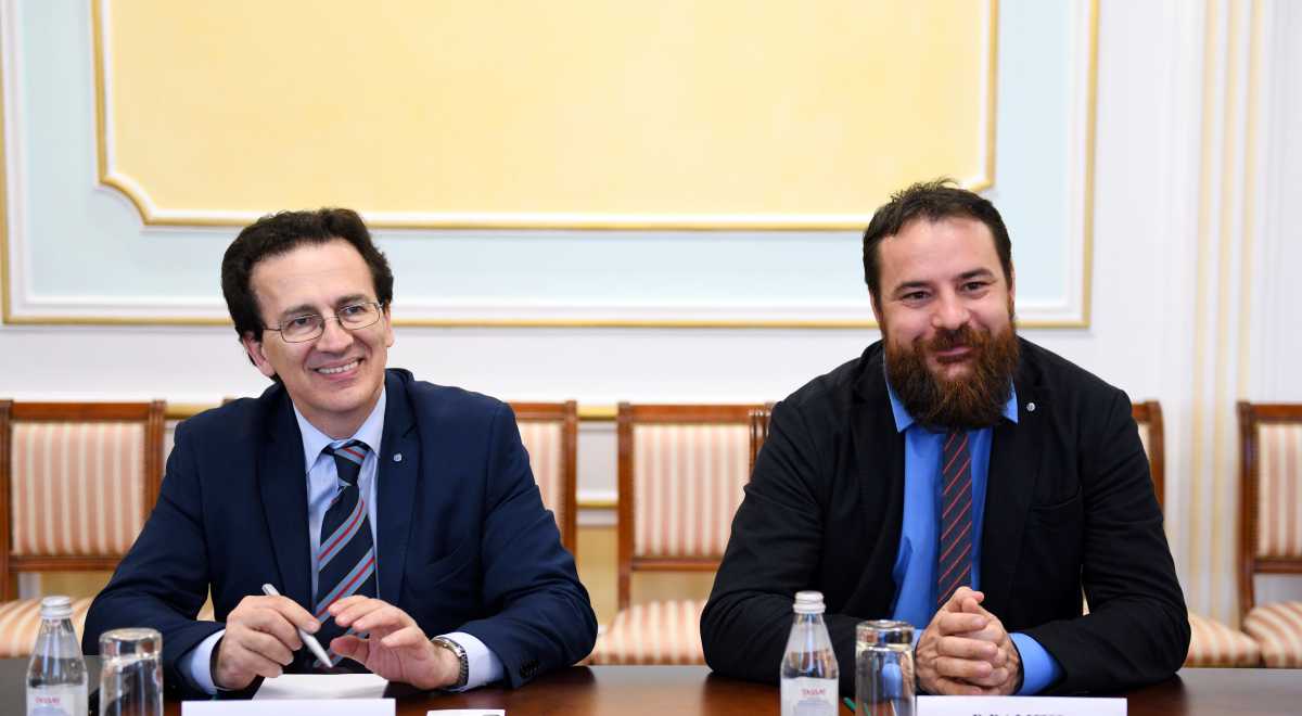 Kazakh Foreign Minister Receives Italian Senate Member