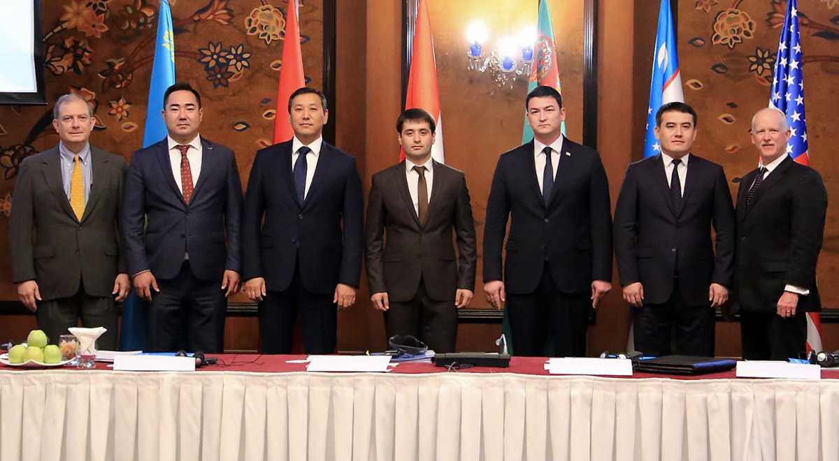 Central Asian Countries and United States discuss Economic Connectivity and Environment