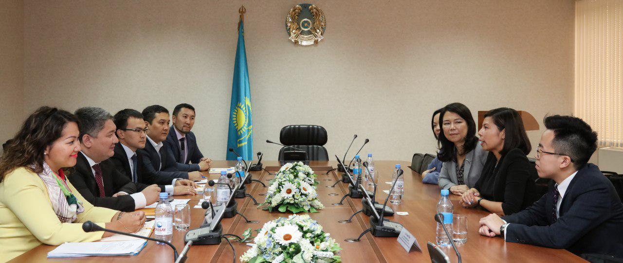 Conditions of opening the flight Astana - Hong Kong is discussed