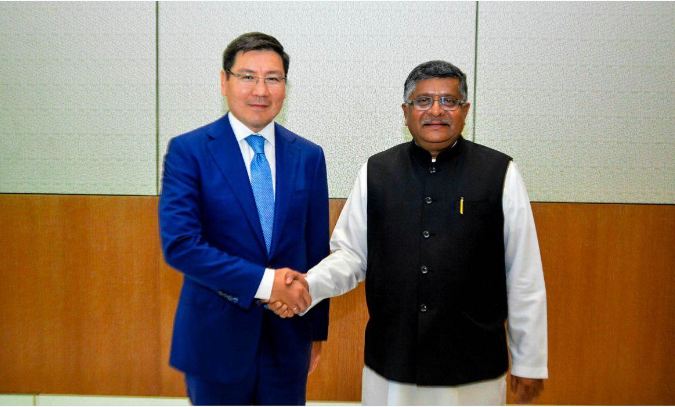 Askar Zhumagaliyev holds a meeting with MCI Technology of India