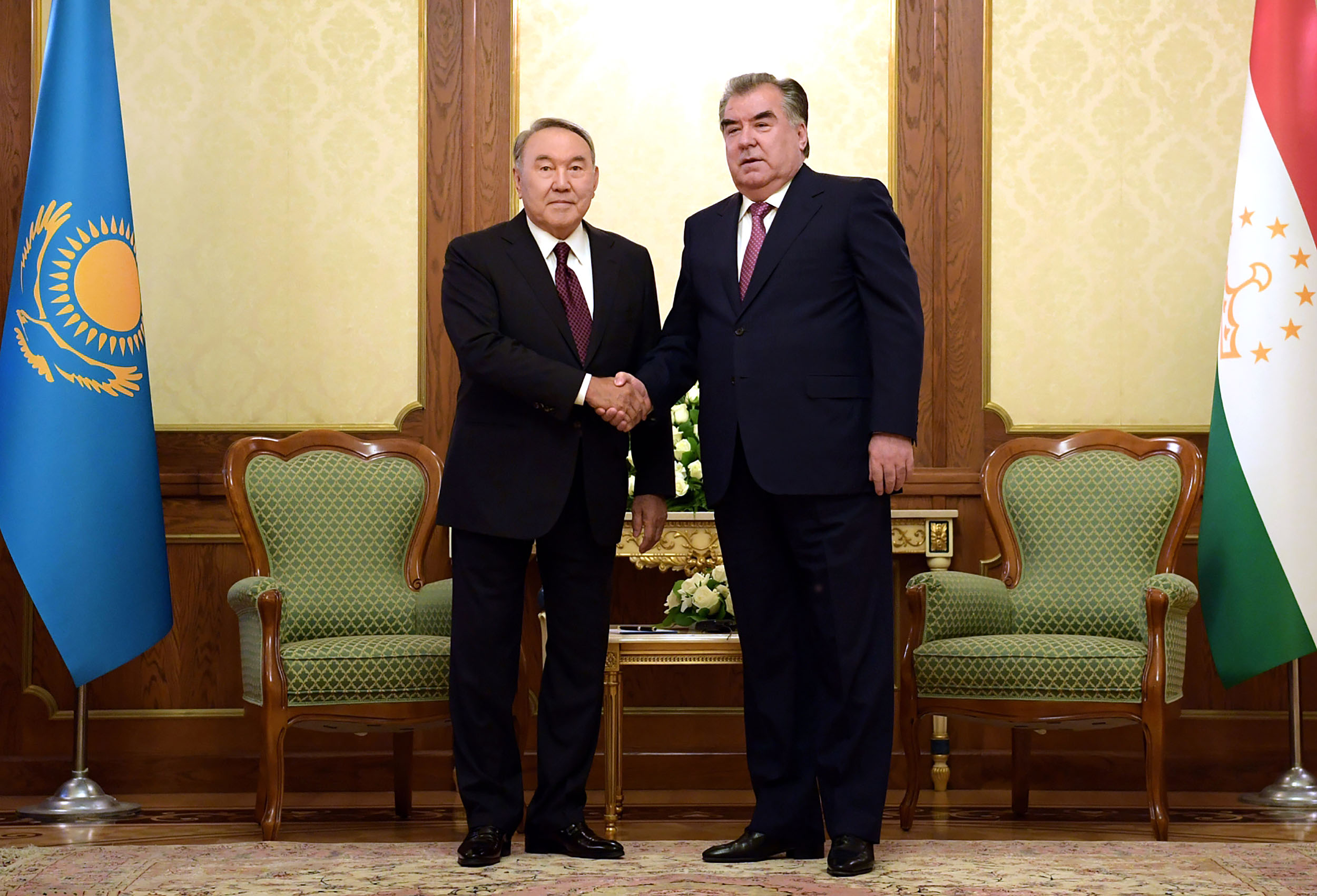 Nursultan Nazarbayev meets with Emomali Rahmon in Dushanbe