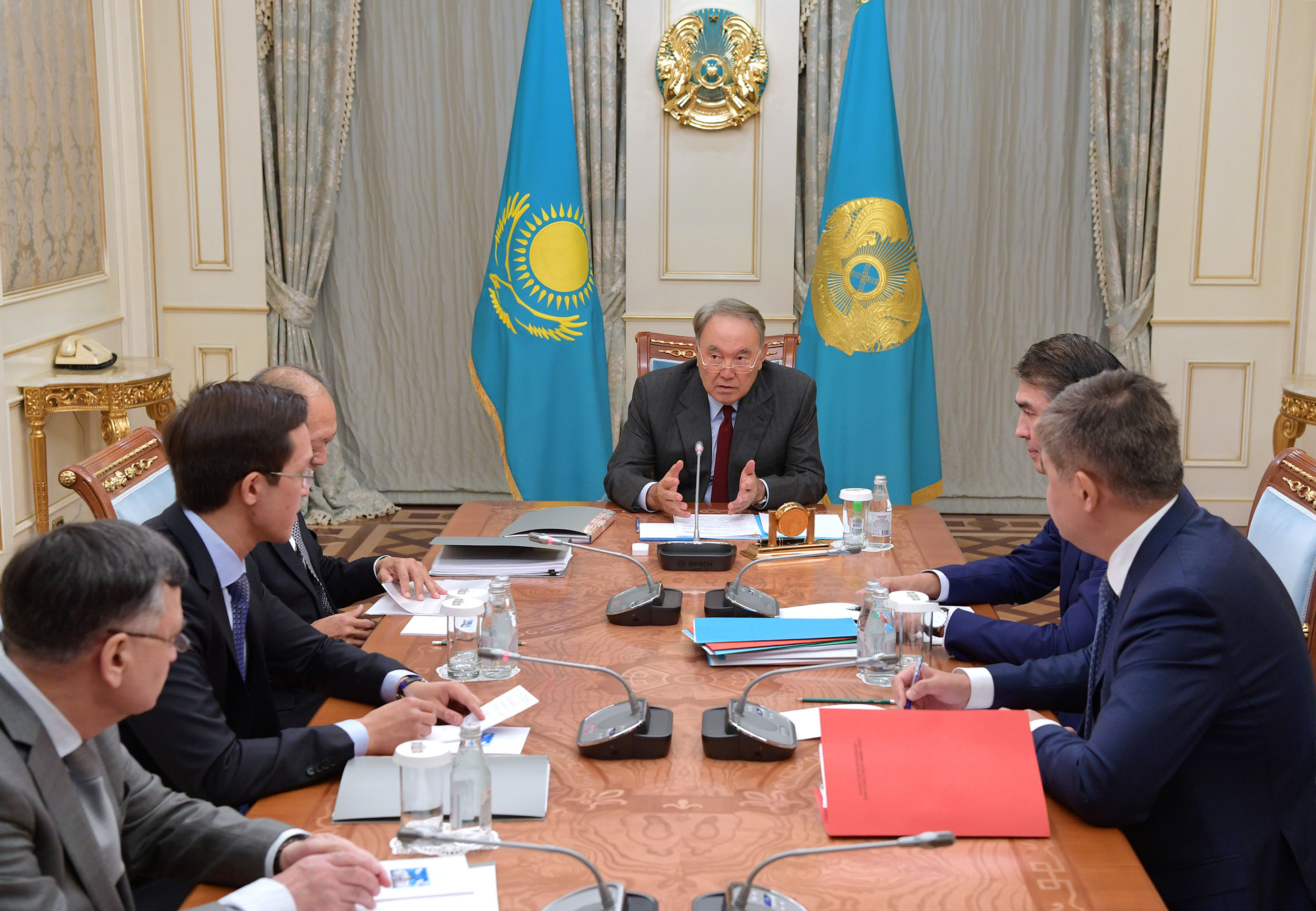 Kazakh President meets with Shigeo Katsu, President of Nazarbayev University AEO