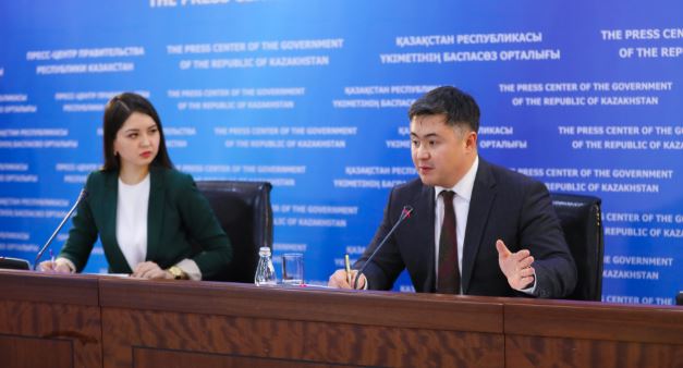 Timur Suleimenov explains why heating tariffs differ in regions of Kazakhstan