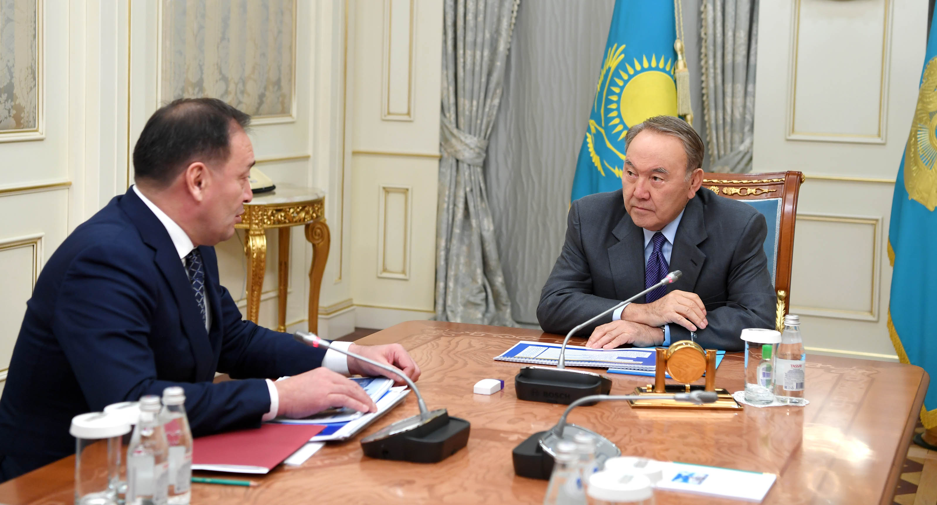 Kazakh President receives Akim of Mangystau region 
