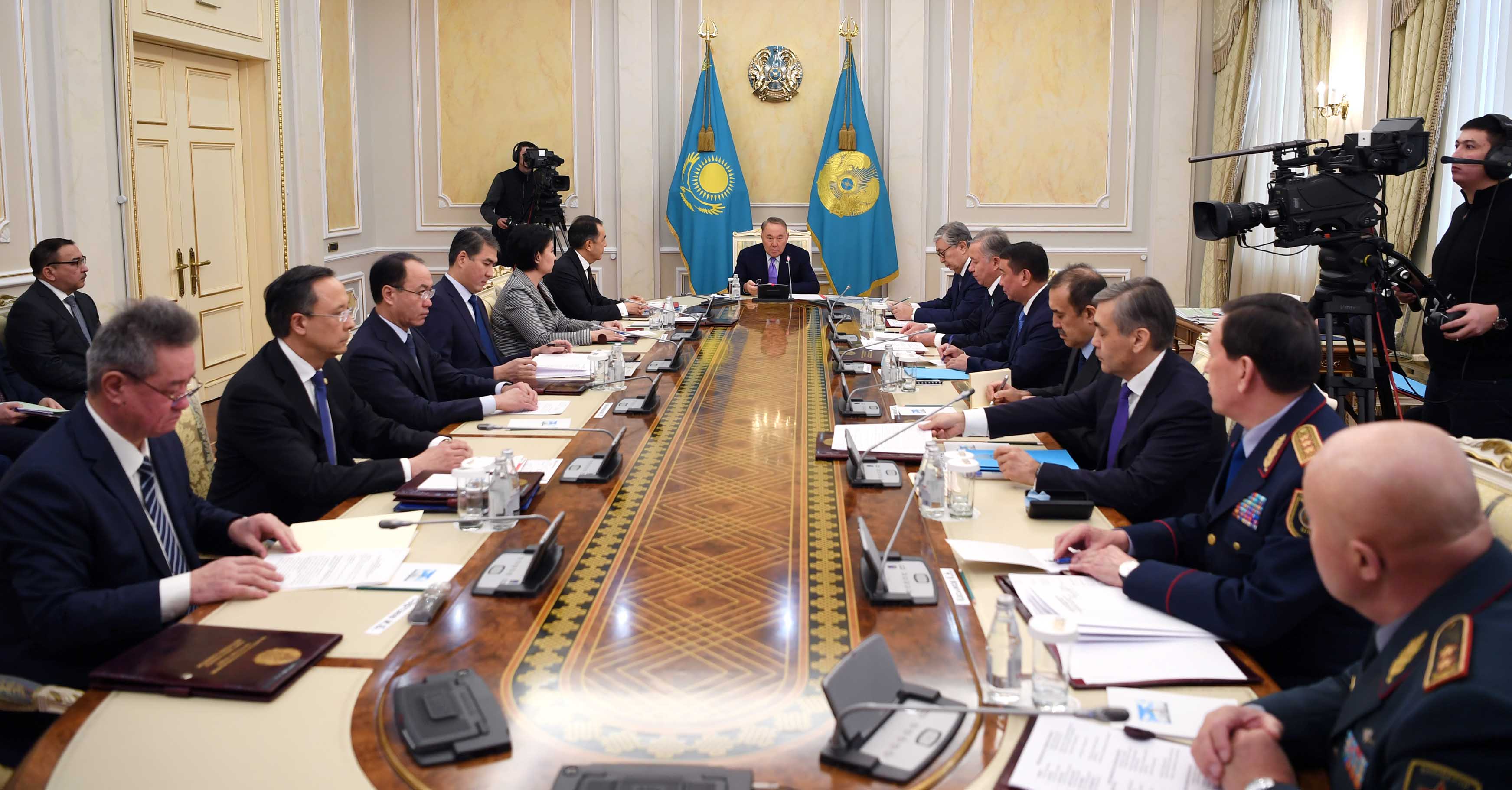  Nursultan Nazarbayev chaired a meeting of the Security Council
