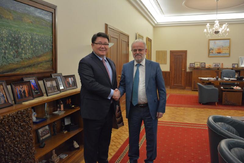 Kazakhstan-Macedonia coop in legal, trade and economic spheres discussed