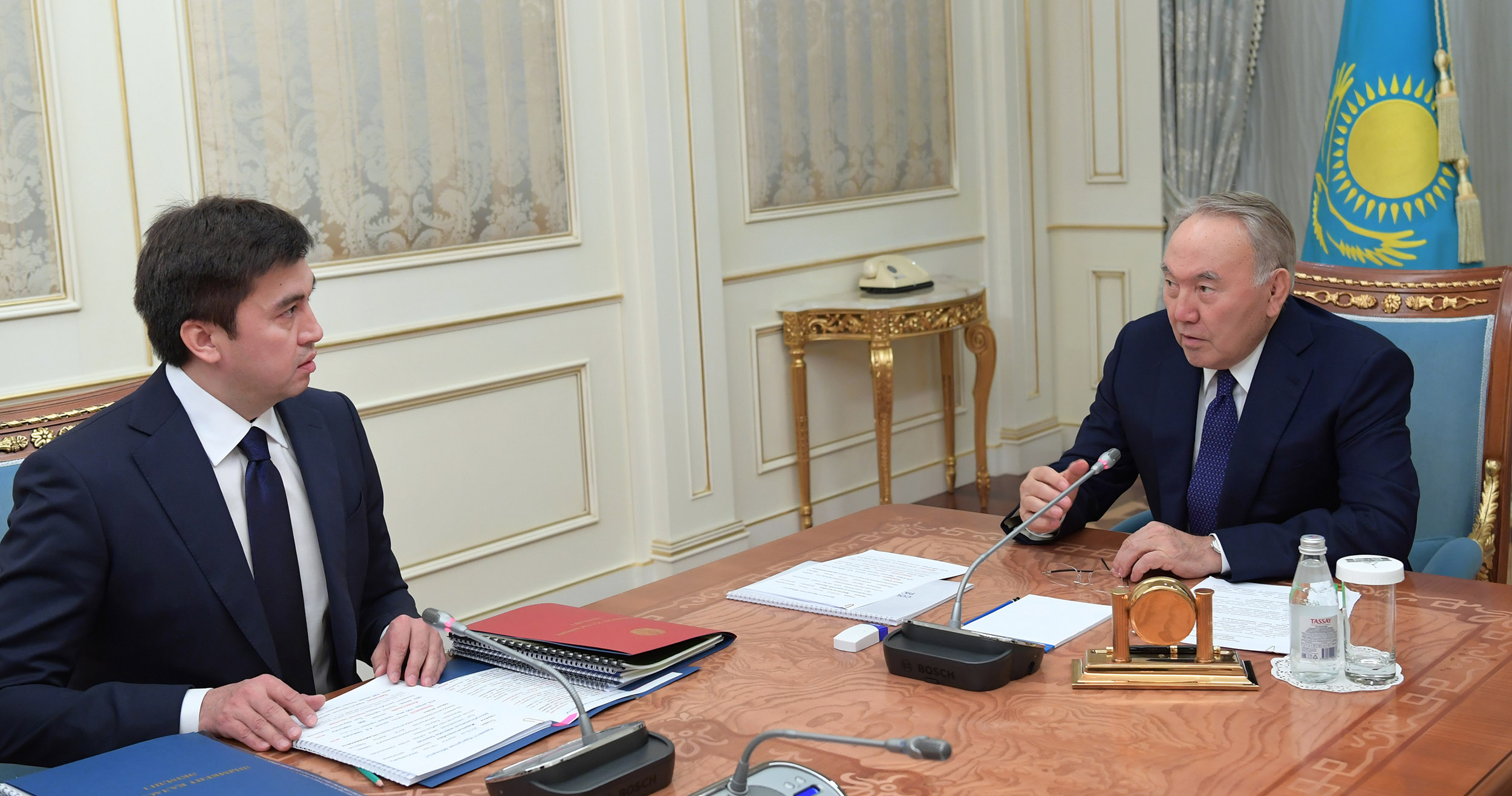 Kazakh President meets with akim of the city of Shymkent, Gabidulla Abdrakhimov