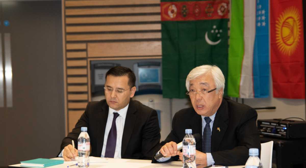 Kazakh Ambassador takes part in Warwick Central Asia Forum