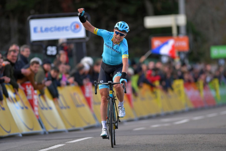 Magnus Cort takes Paris-Nice stage win with impressive solo finish