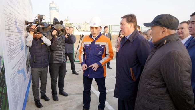Askar Mamin instructs to intensify work on construction of Turkestan city
