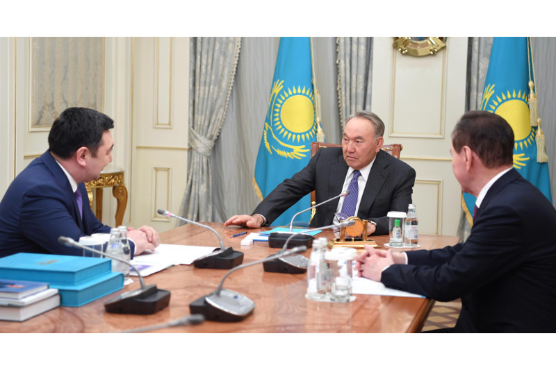 Nursultan Nazarbayev receives the President of the International Turkic Academy Darkhan Kydyrali 