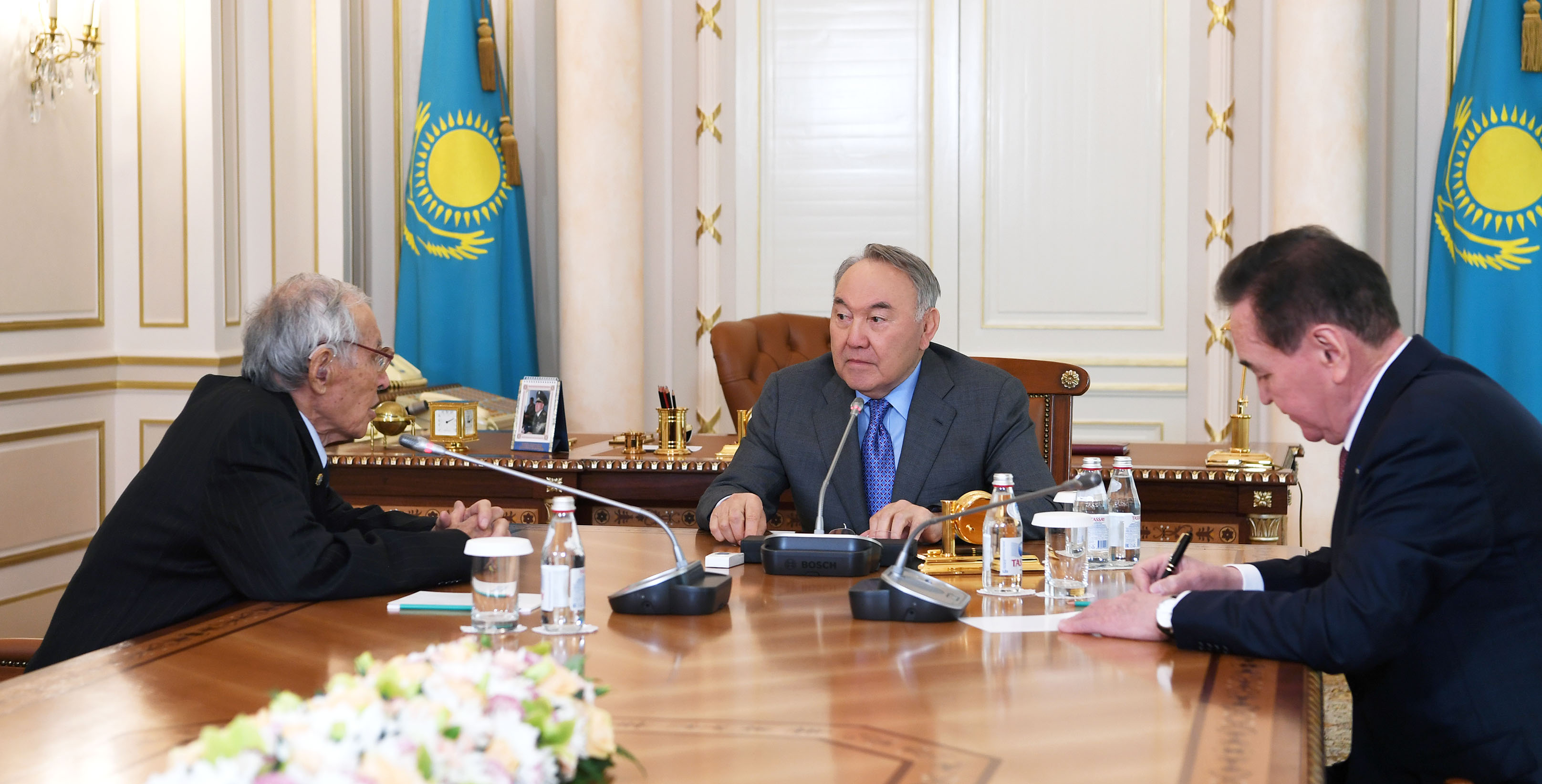 Nursultan Nazarbayev receives Academician Serik Kirabayev