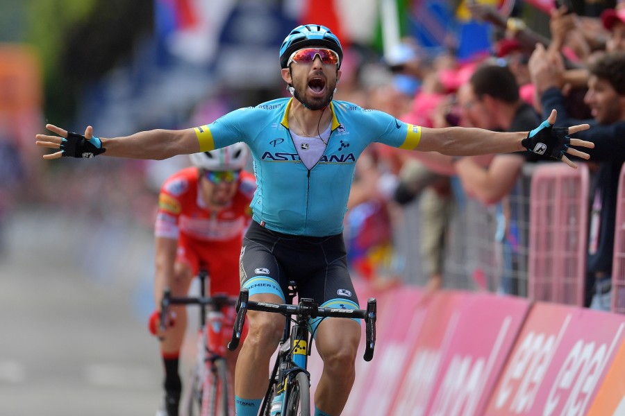 Giro d’italia. Dario Сataldo takes heroic victory on stage 15