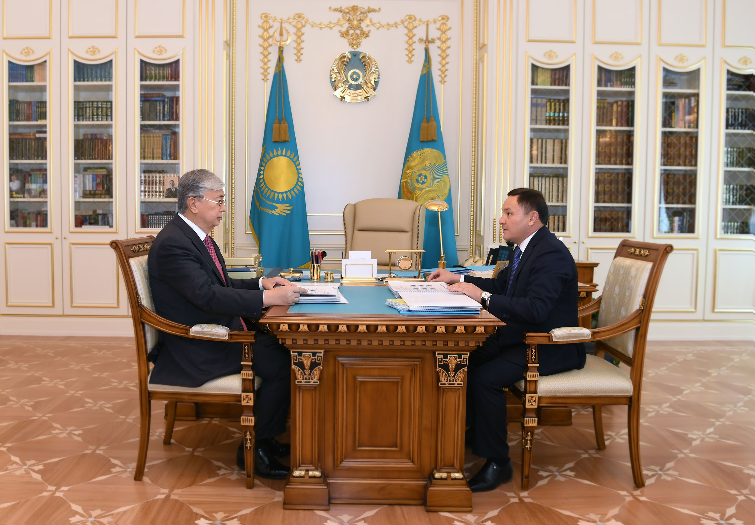 Kassym-Jomart Tokayev receives akim of Akmola region Yermek Marzhikpayev