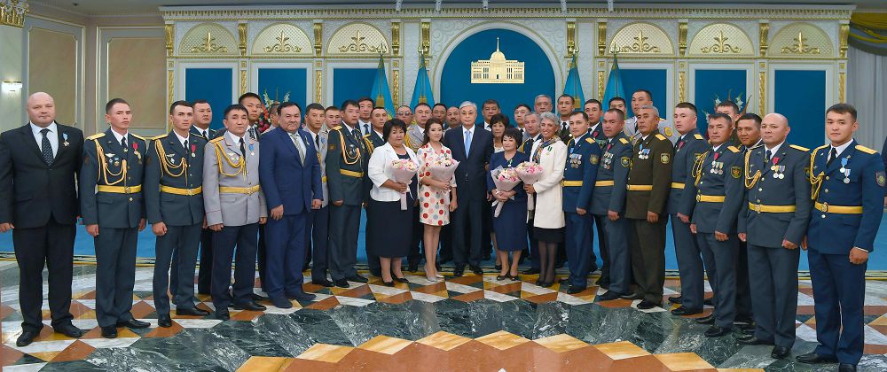 Tokayev presentes state awards to the participants of emergency response in Arys