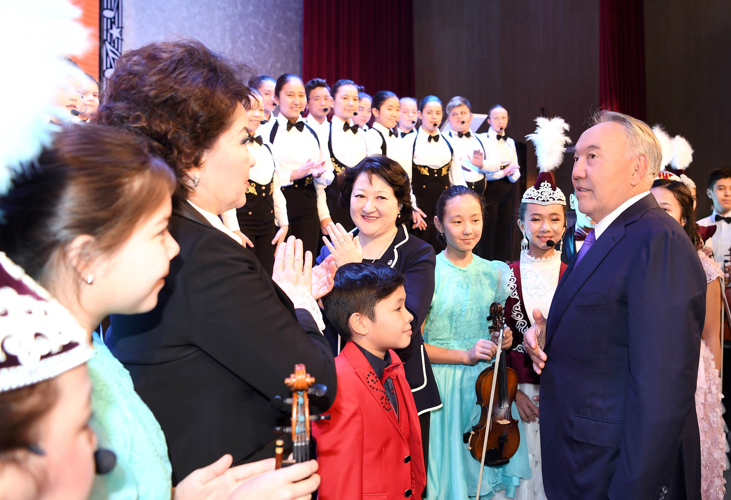Elbasy visits a new music school