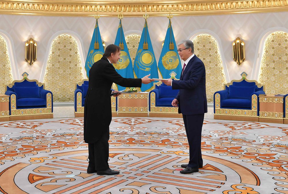 President receives the Credentials from Ambassadors of a number of states