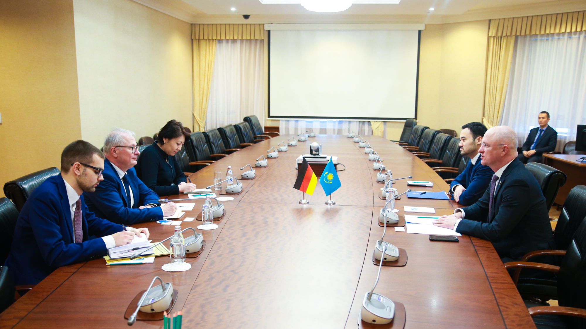 Roman Sklyar meets with of German Ambassador to Kazakhstan