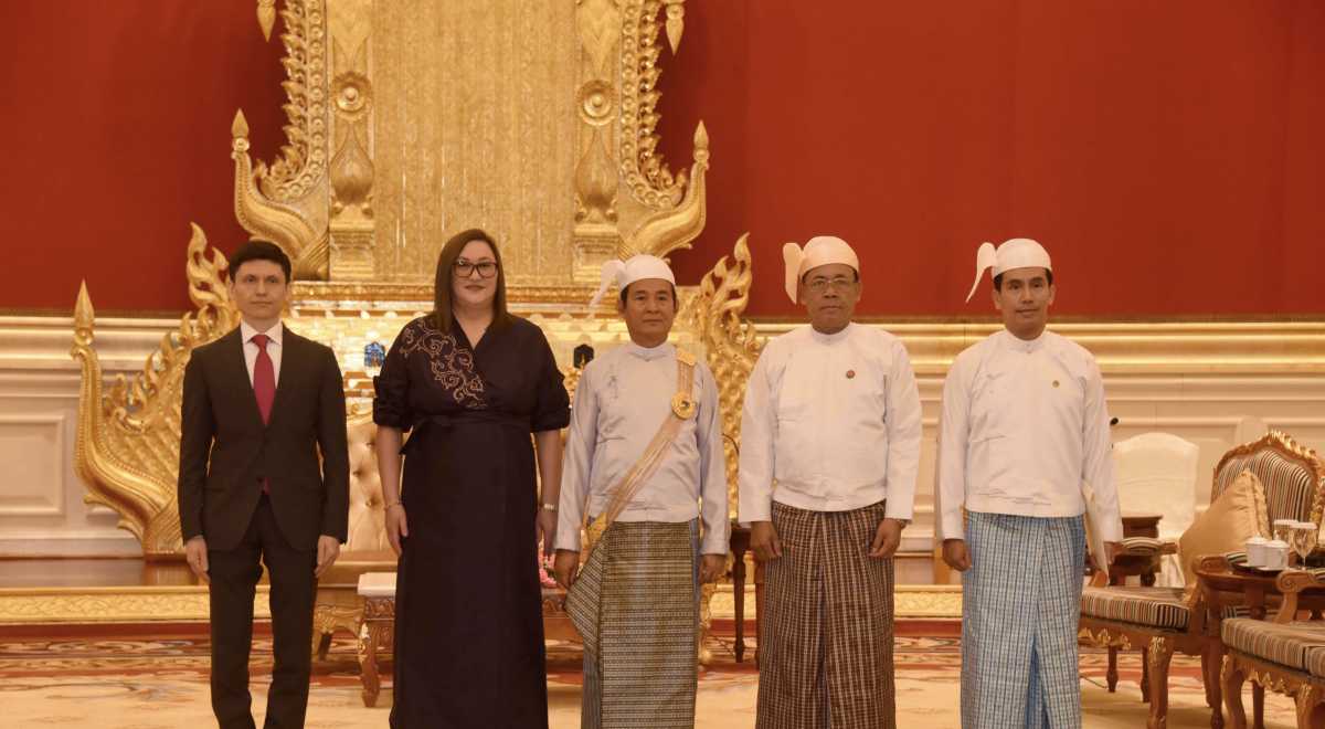 Kazakh Ambassador presents credentials to the President of Myanmar