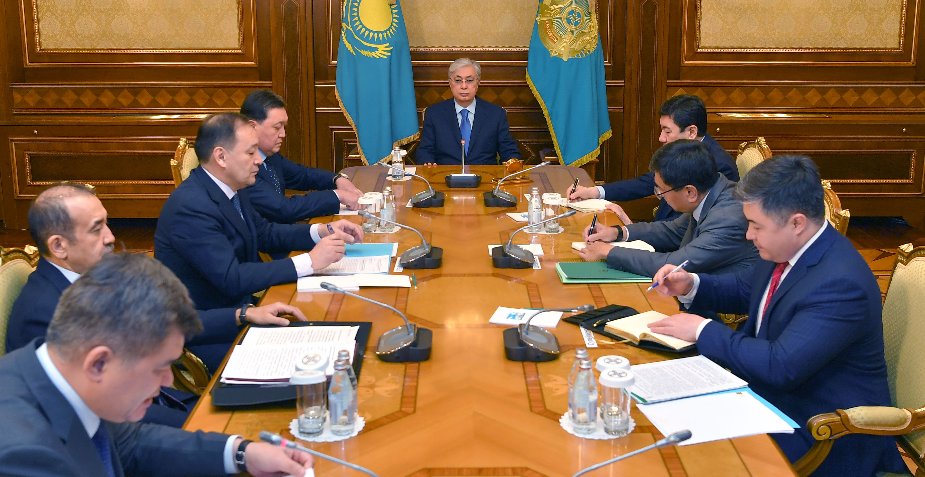 President Tokayev holds a meeting with the heads of a number of state bodies