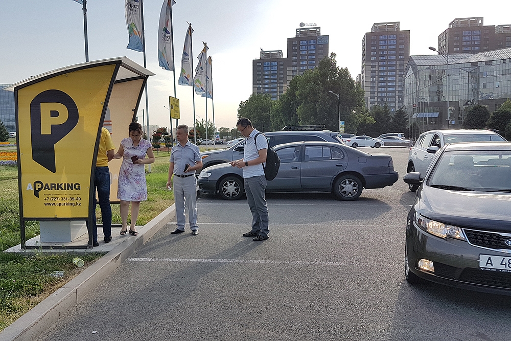 Paid parking in Nur-Sultan and Almaty to be free