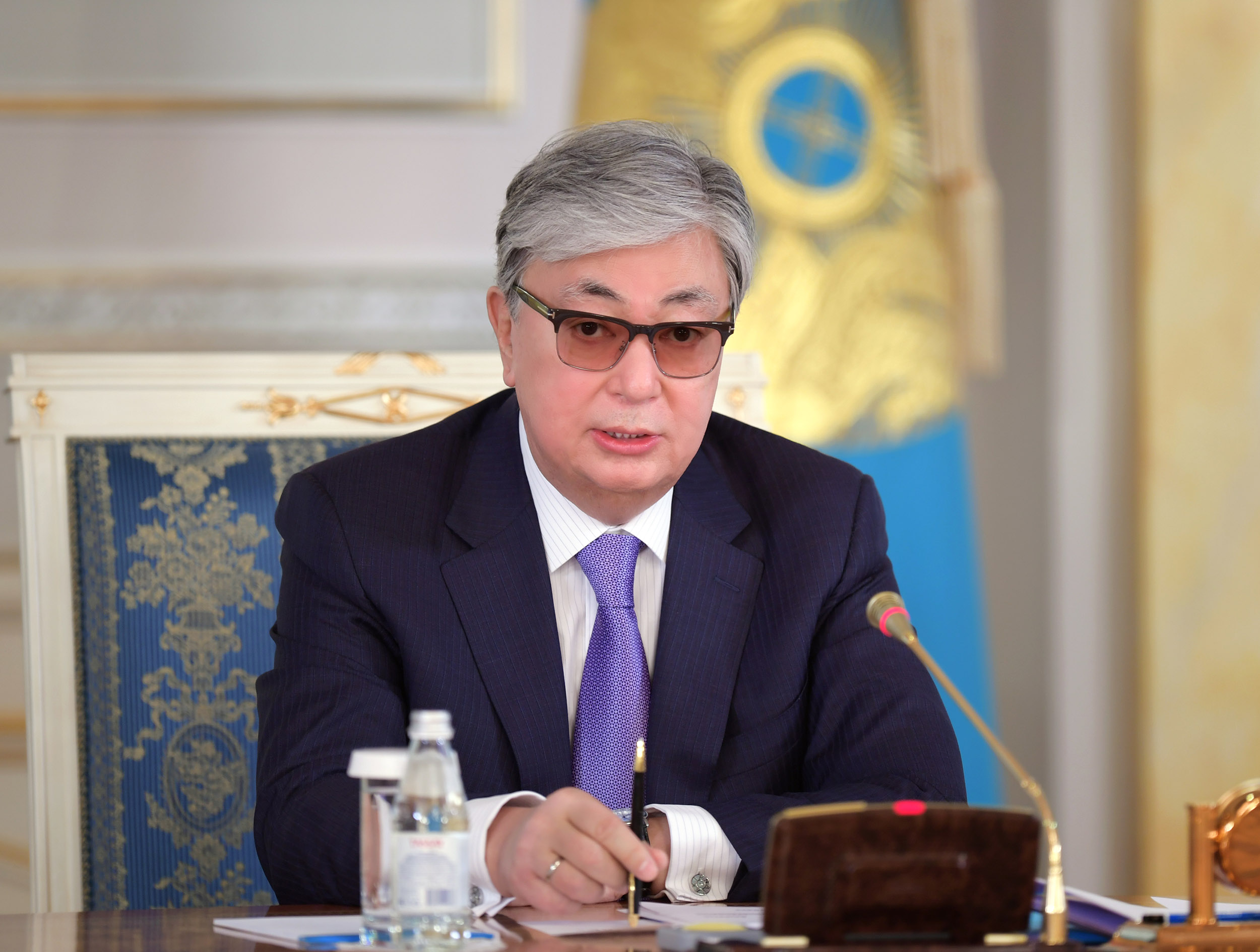 President Tokayev recognizes Kazakh singer's online concert
