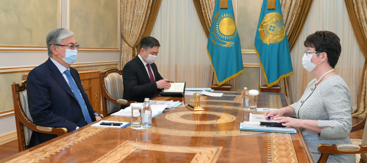 The President receives Natalia Godunova, Chairman of the Accounts Committee for Control over the Execution of the Republican Budget