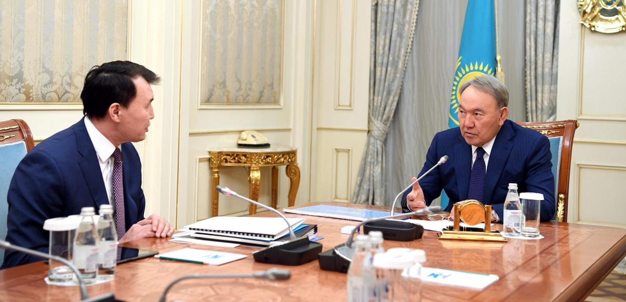 Kazakh President holds a meeting with Alik Shpekbayev