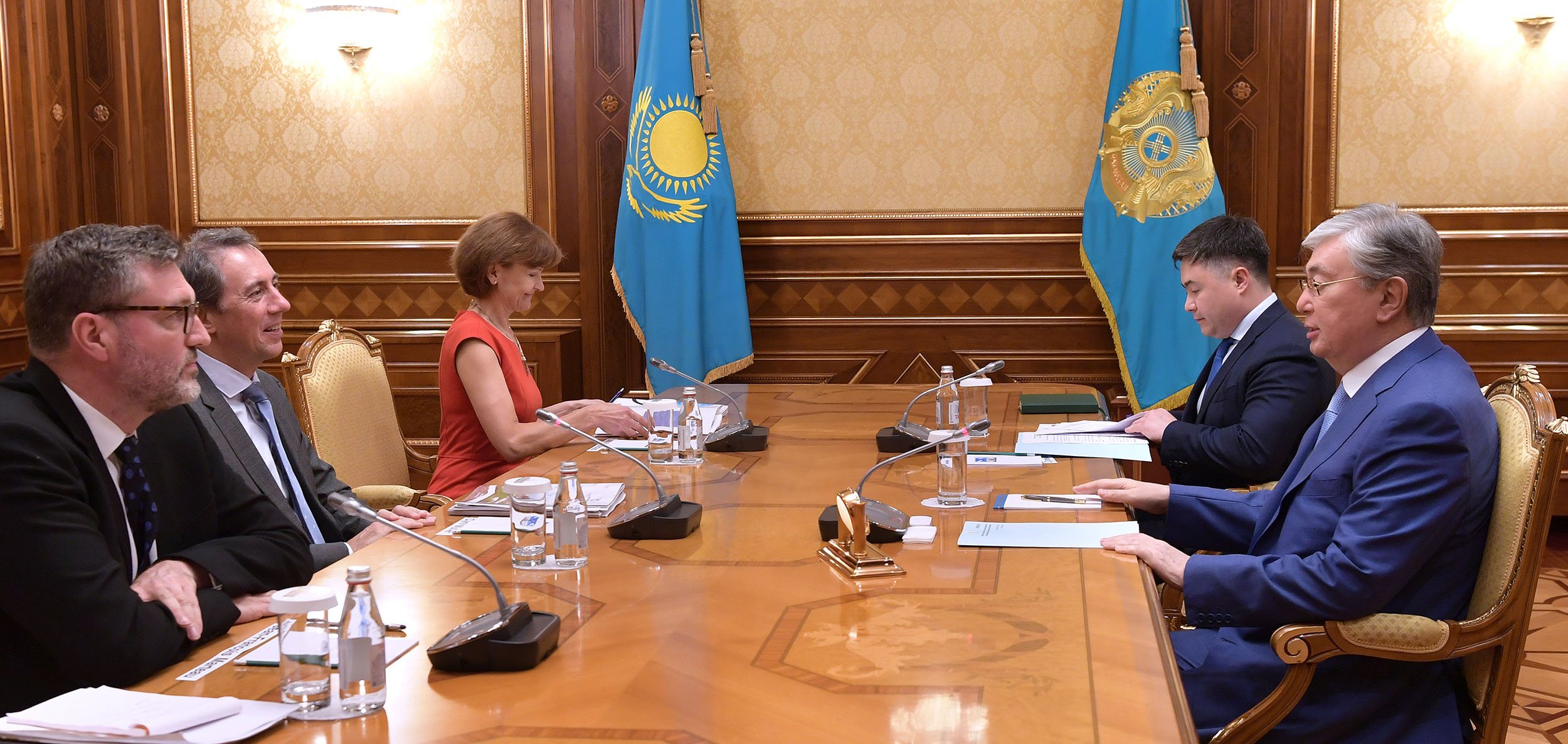 Head of State receives World Bank Vice President Cyril Muller