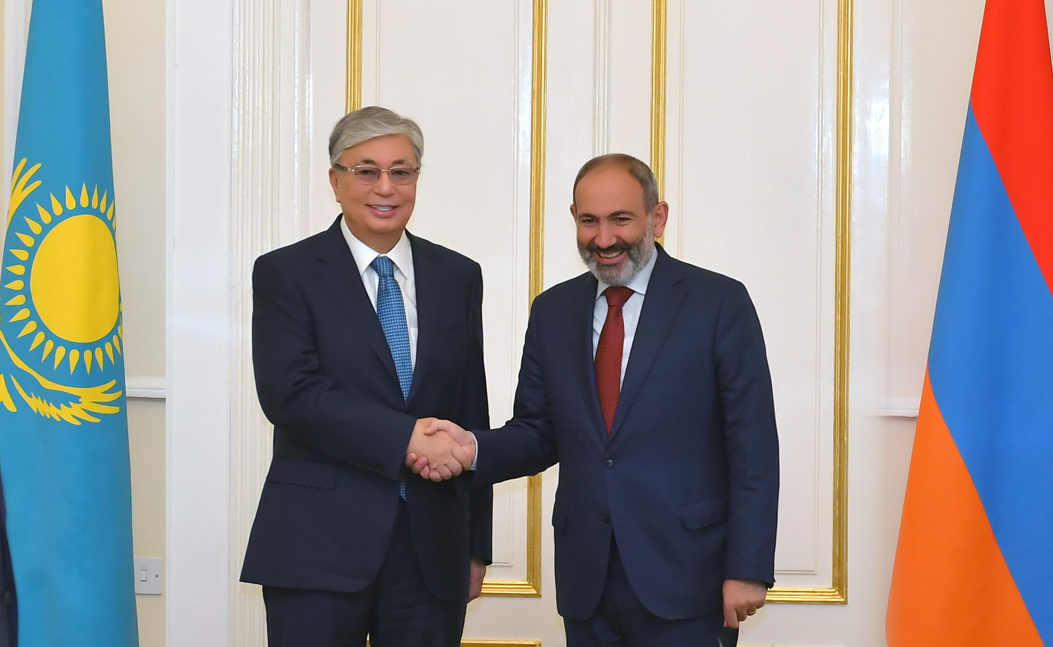 Tokayev meets with Prime Minister of Armenia Nikol Pashinyan