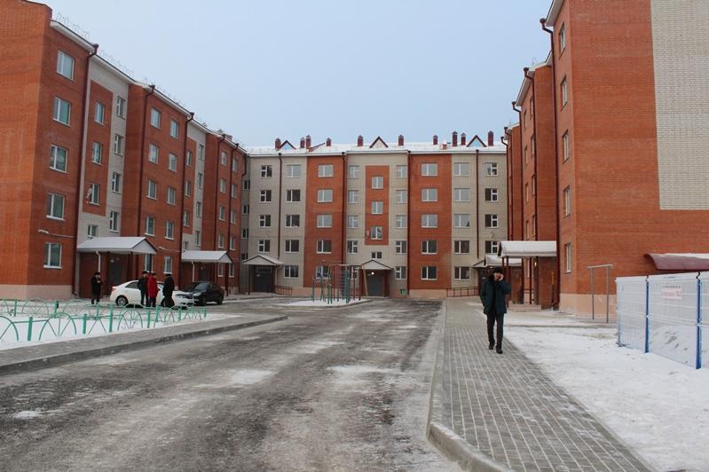 45 large families receives apartments in Petropavlovsk