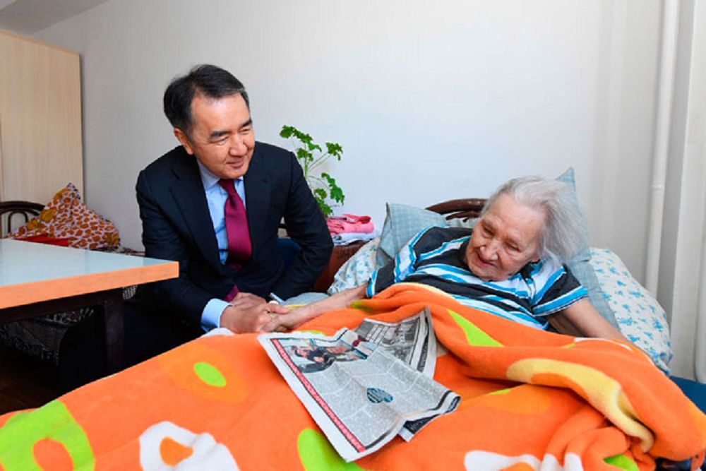 Almaty akim visits social facilities with most complaints