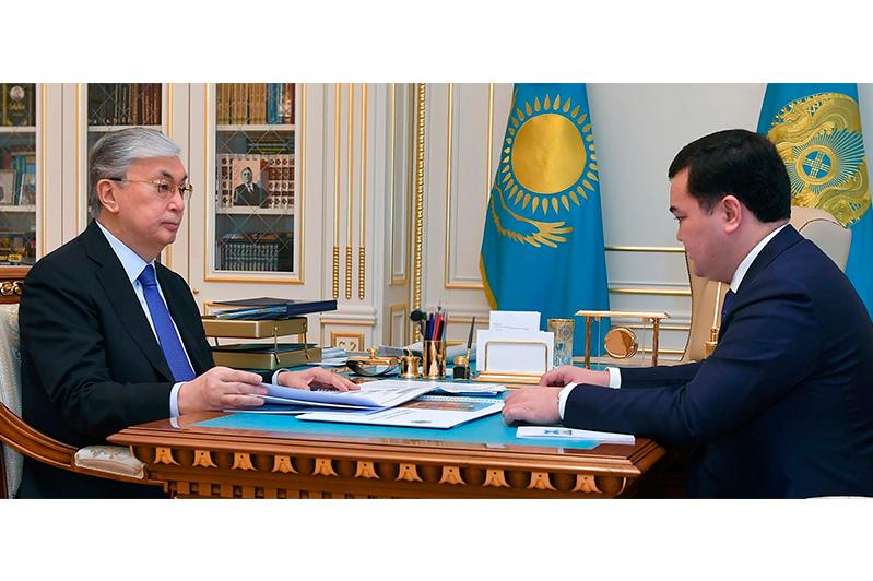 President receives Karaganda region akim Jenis Kassymbek