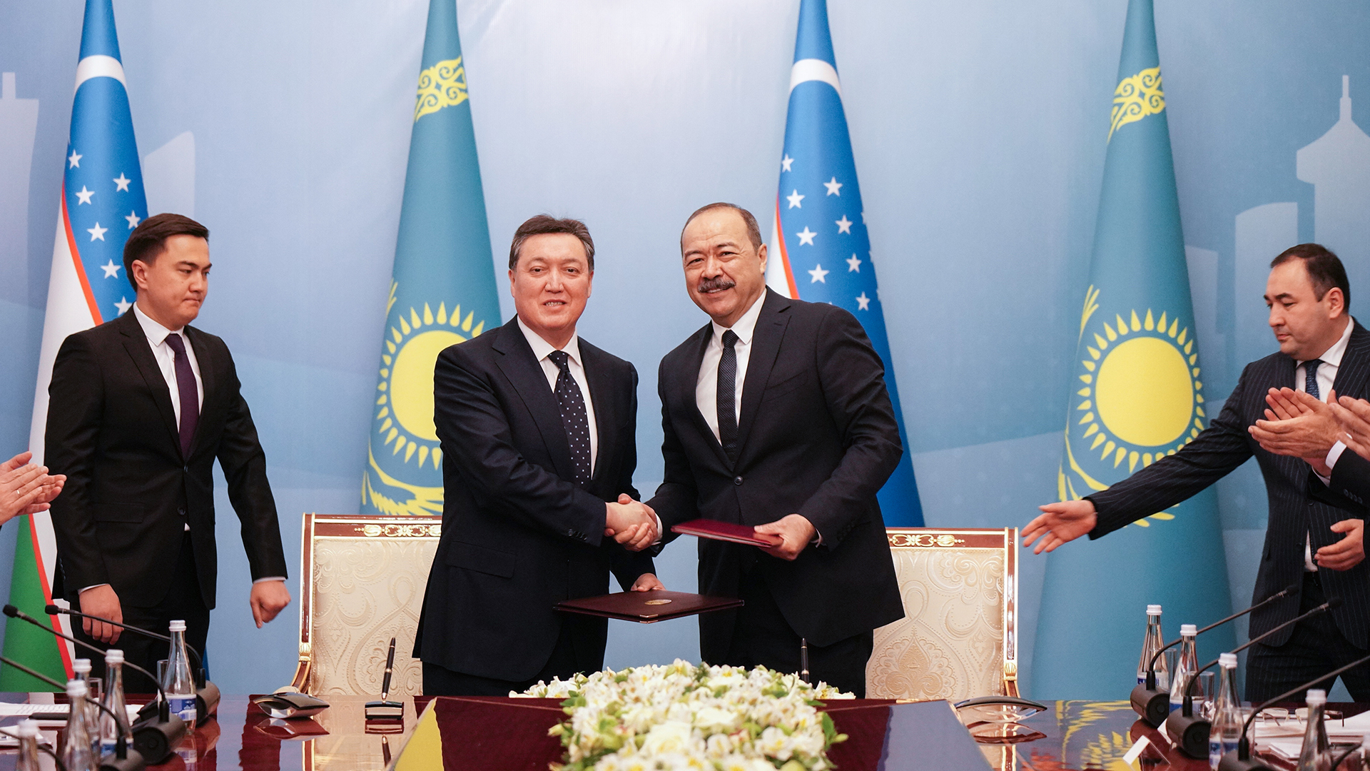 Kazakhstan and Uzbekistan sign 52 agreements