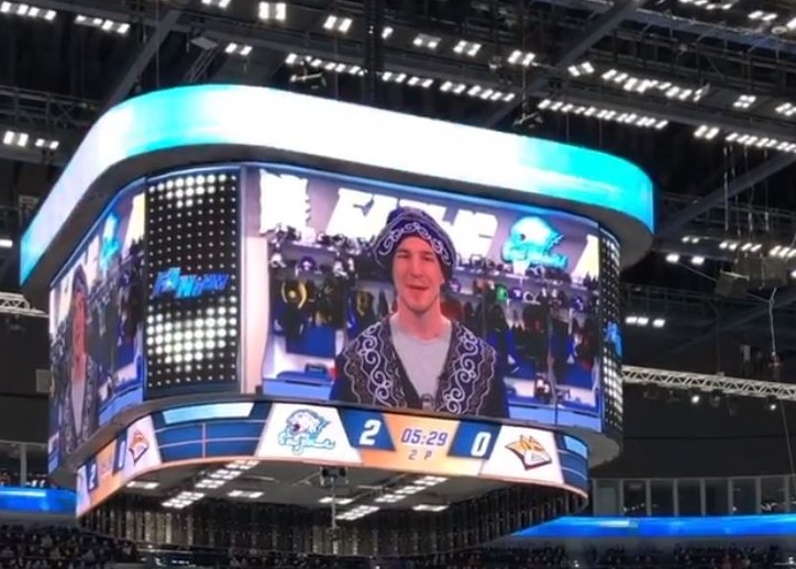 Tokayev recognizes "Barys" captain's efforts to sing Abai's song