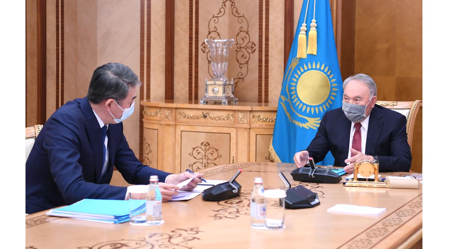 Nursultan Nazarbayev receives Asset Issekeshev
