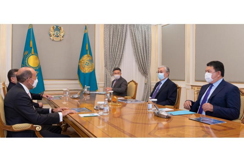 The Head of State receives ERG shareholders