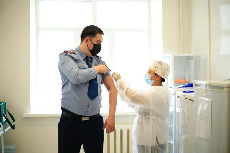 Over 90% of Internal Affairs Ministry staff receive COVID-19 vaccines