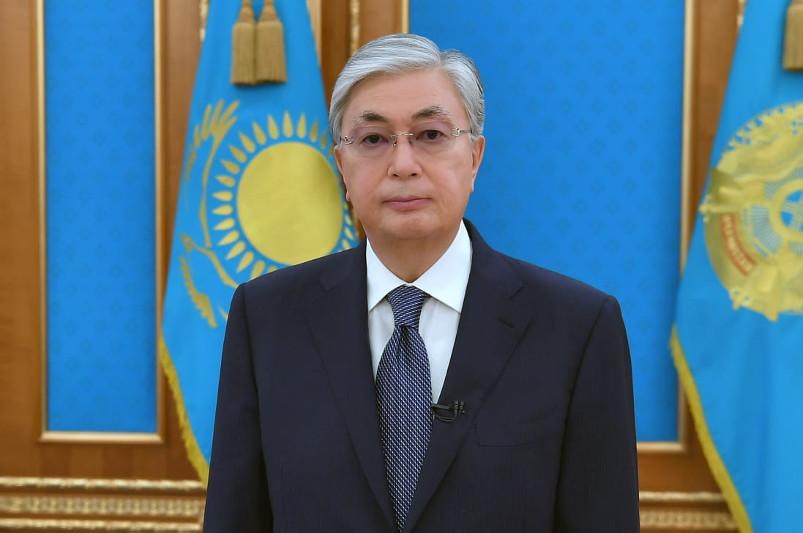 The Head of State congratulates Kazakhstanis on Public Service Day